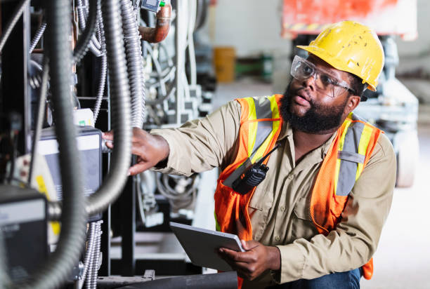 Best Local Electrician Companies  in Plantsville, CT